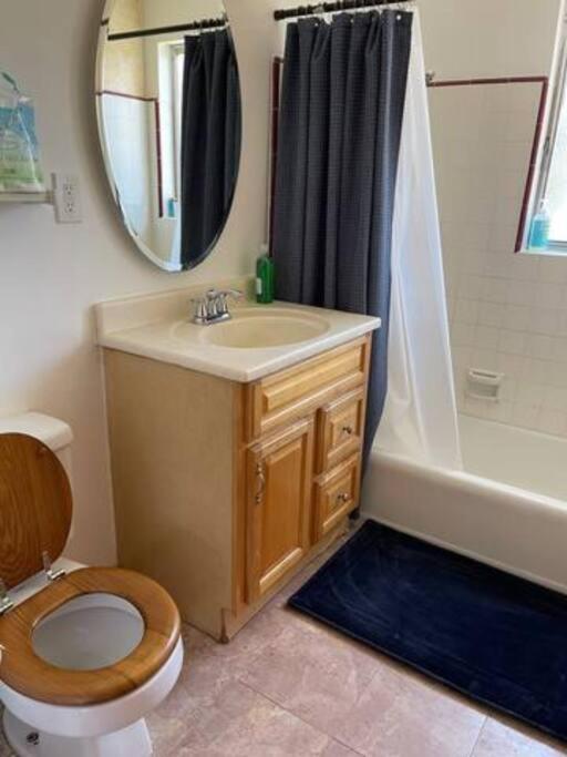 Spacious Two Bedroom In Santa Monica Appartamento *