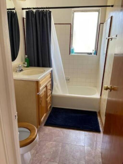 Spacious Two Bedroom In Santa Monica Appartamento Los Angeles