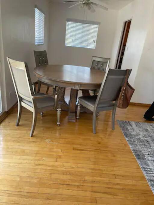 Appartamento Spacious Two Bedroom In Santa Monica